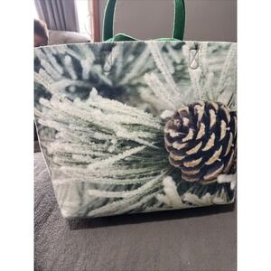 Punctuate Pinecone Bag